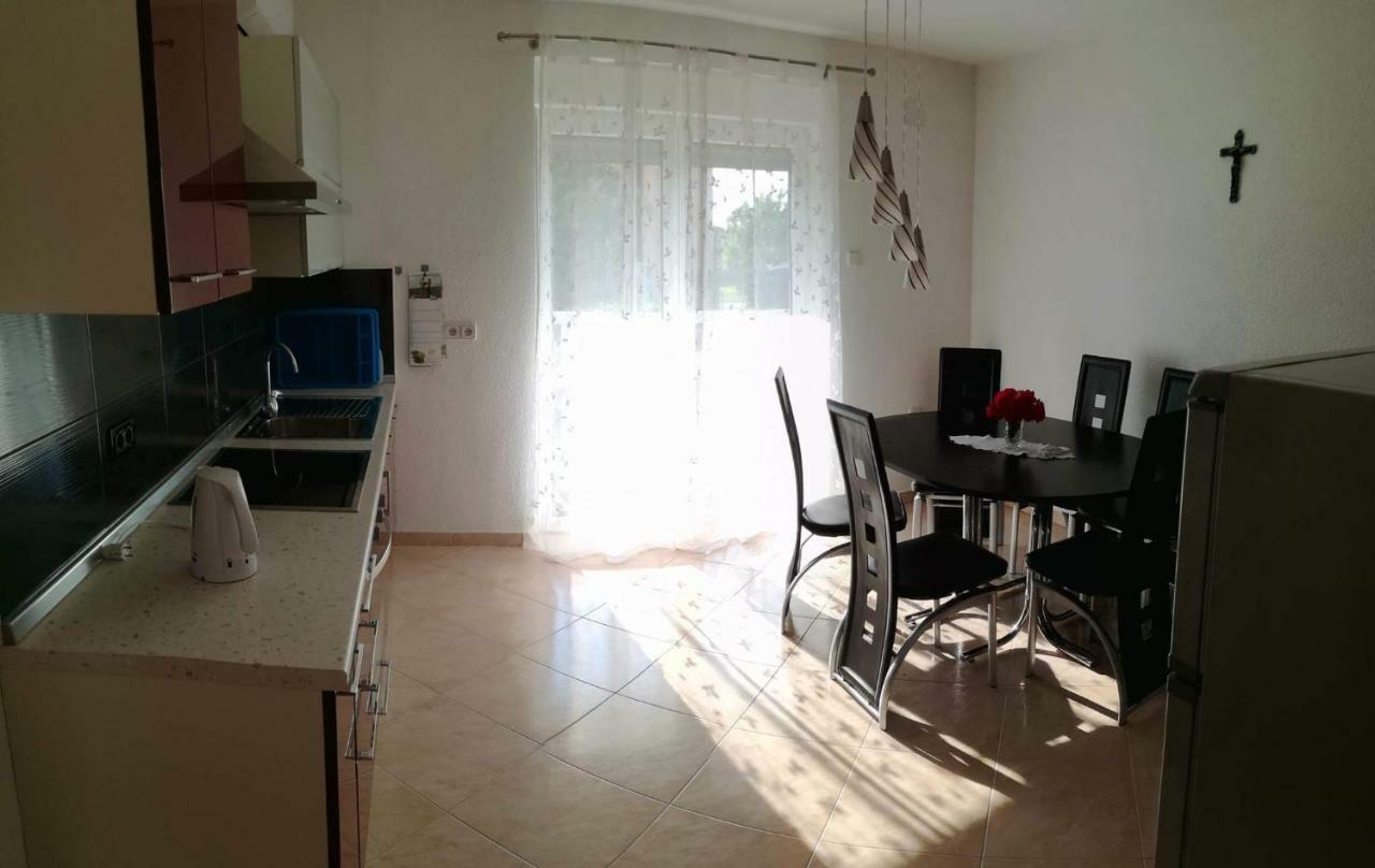 Apartments Barbic Umago Exterior foto