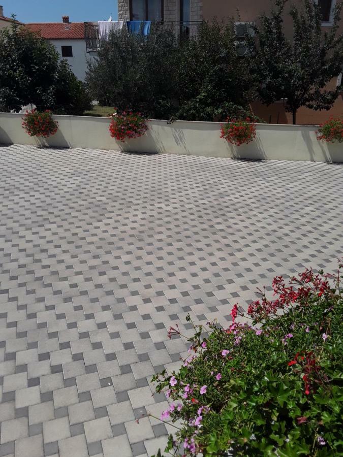 Apartments Barbic Umago Exterior foto
